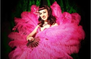 Lady Wildflower ospite del Burlesque Cabaret Napoli