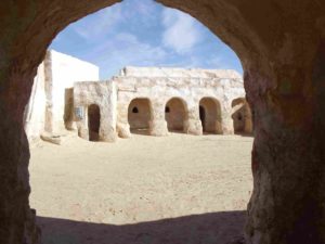 Un viaggio incantevole a Tozeur nel grande sud tunisino