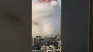 Esplosione sconvolge Beirut