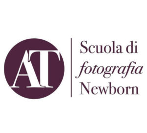 A Napoli la scuola, in presenza, per fotografi di neonati