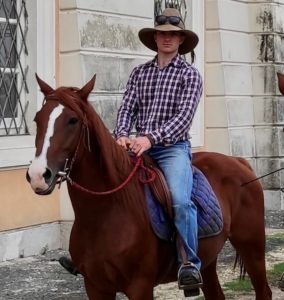 Da Caserta a Trieste, anche in Italia passa il cavallo persano per la salute mentale